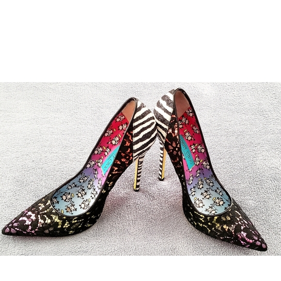 Jimmy Choo Shoes - Jimmy Choo Rob Pruitt Anouk Lace Leather Pumps